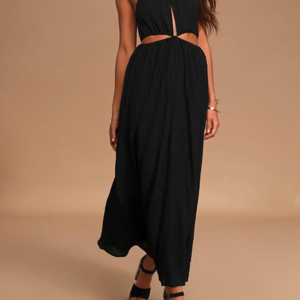 Streamlined Style Black Tie-Back Cutout Maxi Dress